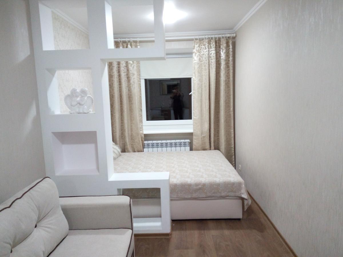 Two-Bedroom Apartment In The Center Khmelʼnytsʼkyy Esterno foto
